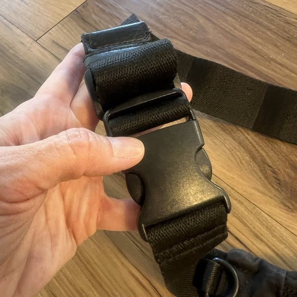 BEIS The Sport Pack Fanny Pack Black Belt Bag Crossbody Purse Hiking Patch - Picture 4 of 10